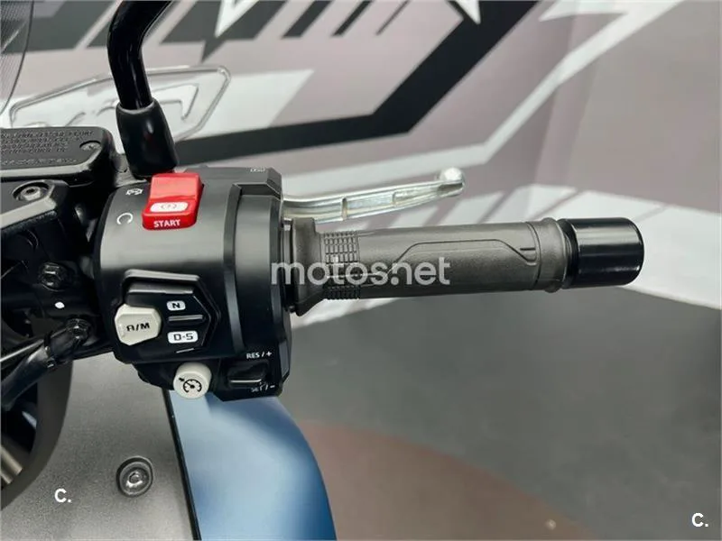 Honda NT1100 – Vista 15