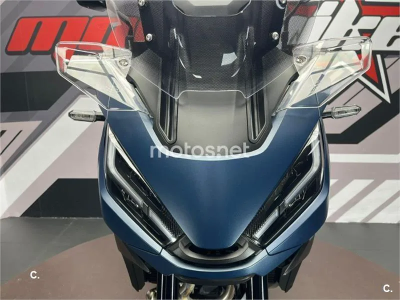 Honda NT1100 – Vista 19