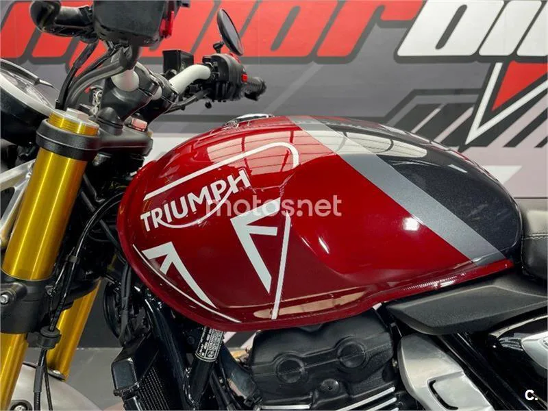 Triumph Speed 400 – Vista 20