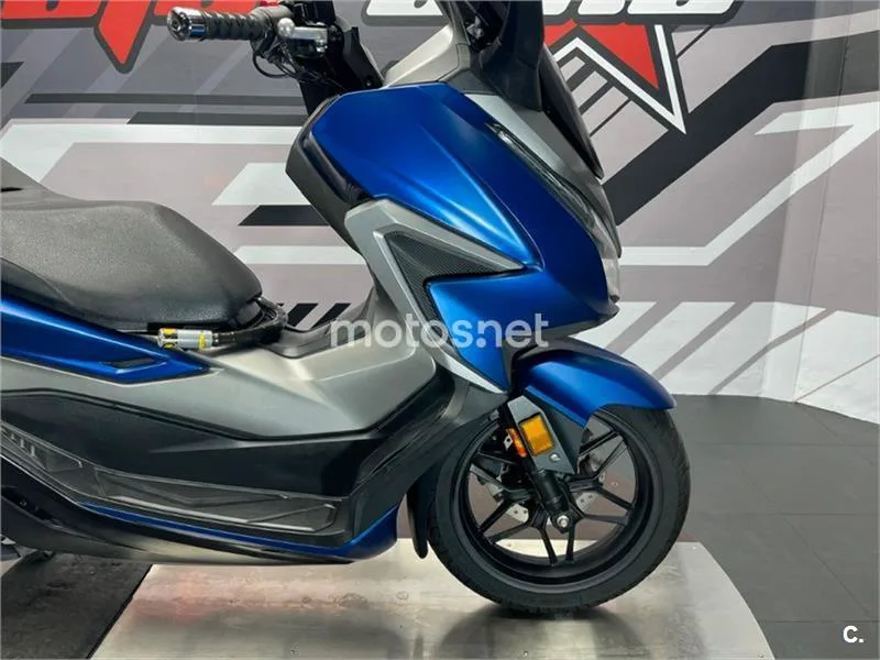 Honda Forza 350 – Vista 11