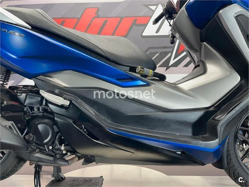Honda Forza 350 – Vista 12