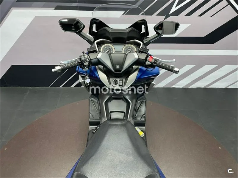 Honda Forza 350 – Vista 10