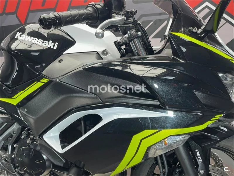 Kawasaki Ninja 650 – Vista 11