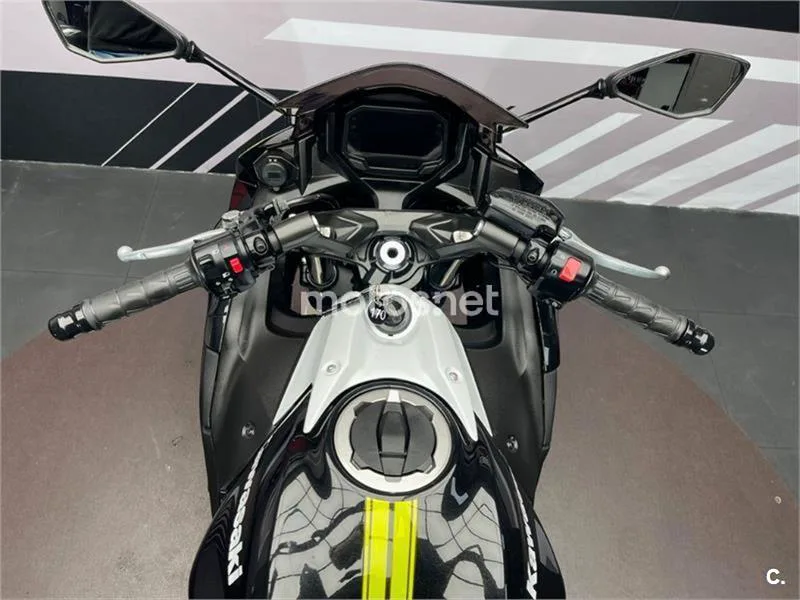 Kawasaki Ninja 650 – Vista 7