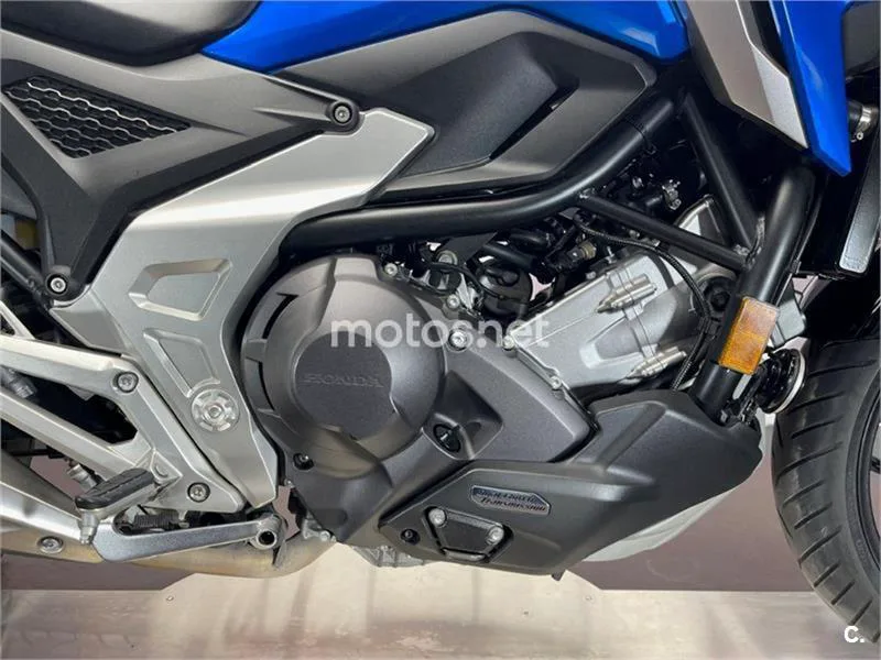 Honda NC 750 X – Vista 16