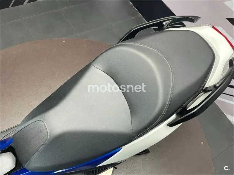 Honda Forza 125 – Vista 13