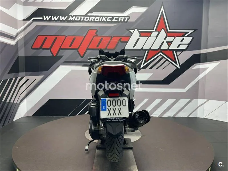 Honda Forza 125 – Vista 4