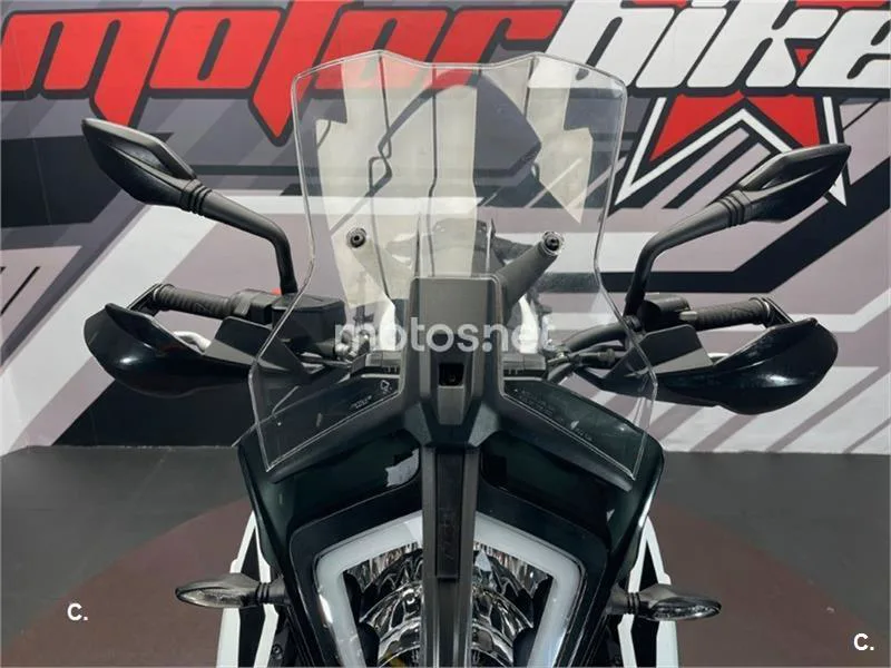 KTM 790 – Vista 12