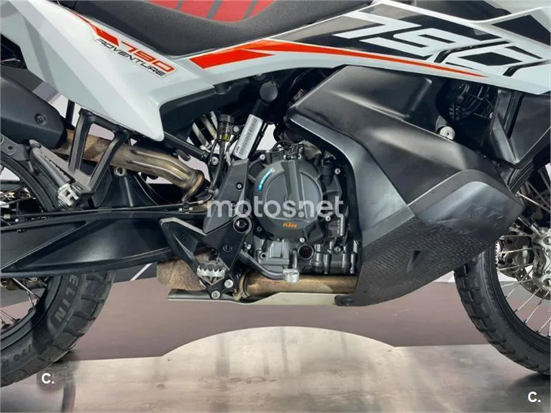 KTM 790 – Vista 14