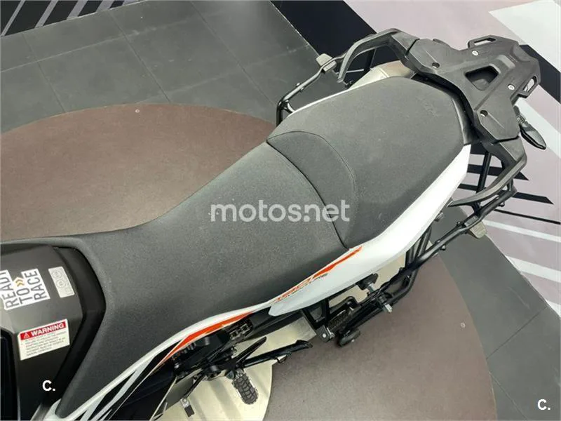 KTM 790 – Vista 17