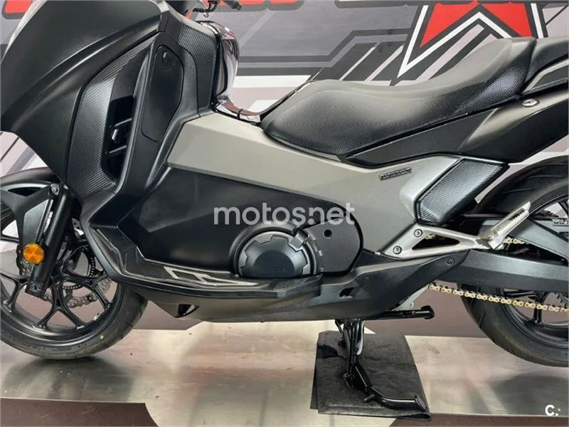 Honda Integra – Vista 12