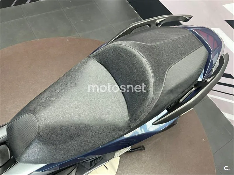 Honda Forza – Vista 15