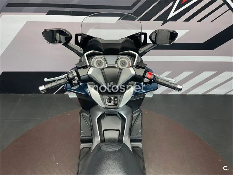 Honda Forza – Vista 8