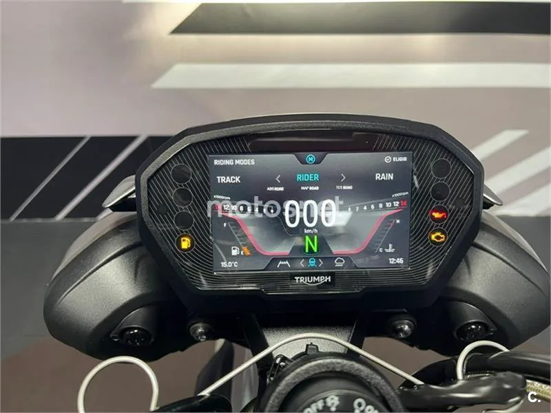 Triumph Street Triple 765 – Vista 7