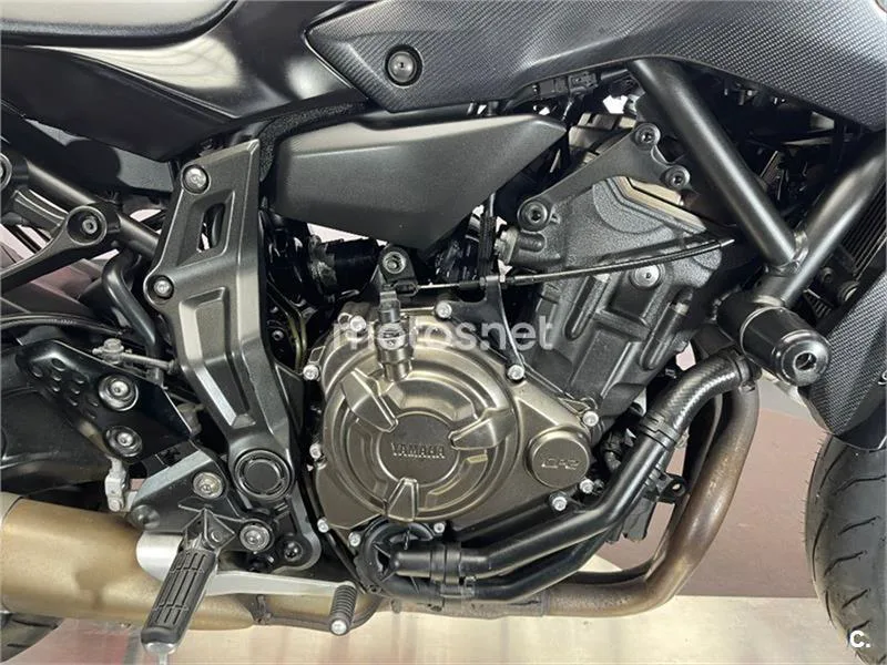 Yamaha MT-07 – Vista 11