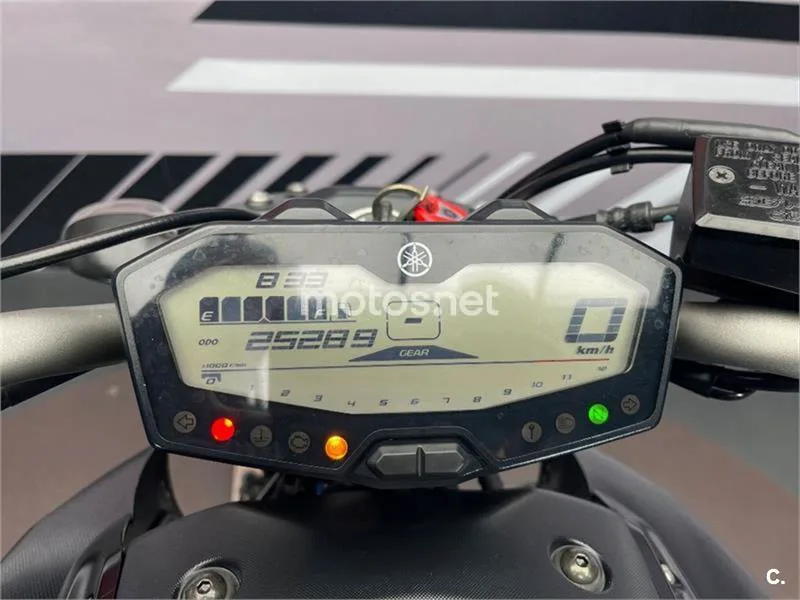 Yamaha MT-07 – Vista 6