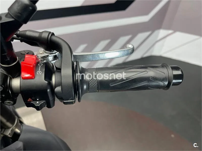 Yamaha MT-07 – Vista 9
