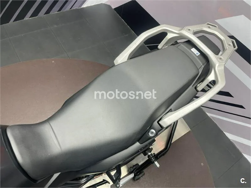 Honda XL 750 Transalp – Vista 18