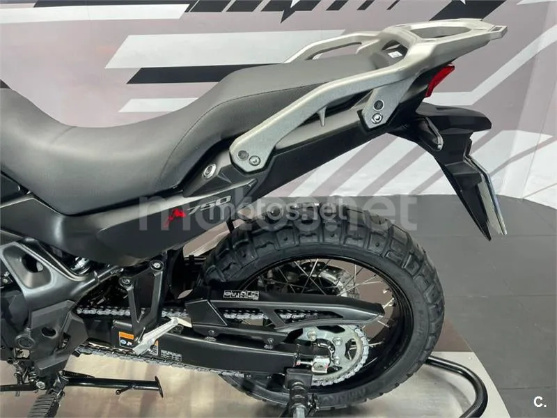Honda XL750 Transalp - Vista 30
