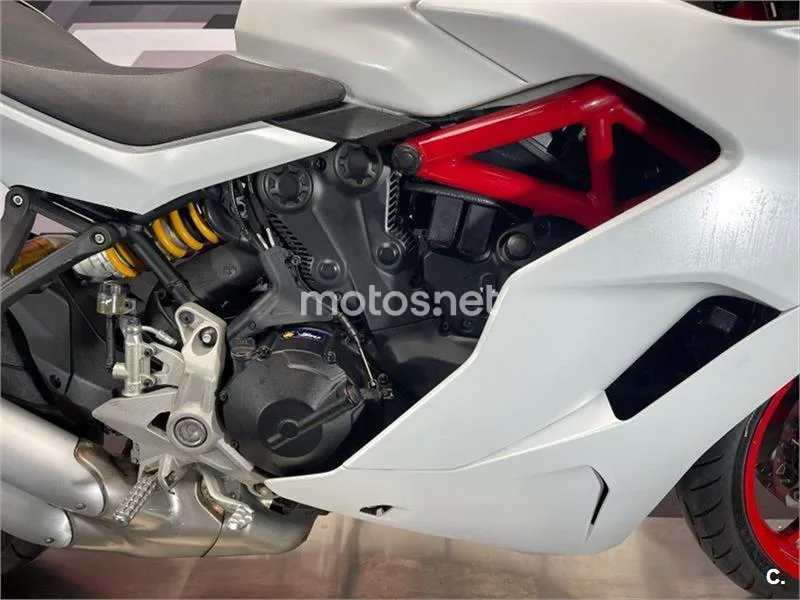 Ducati SuperSport – Vista 11