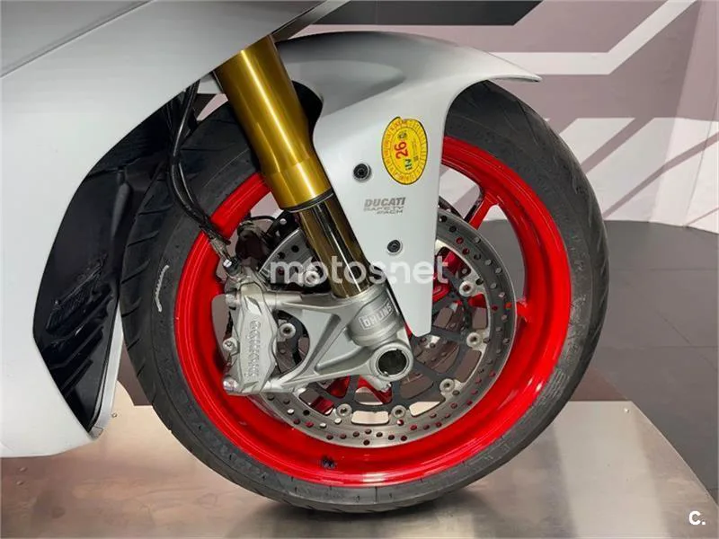 Ducati SuperSport – Vista 15