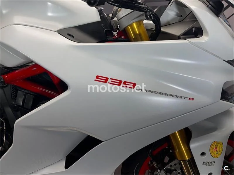 Ducati SuperSport – Vista 10