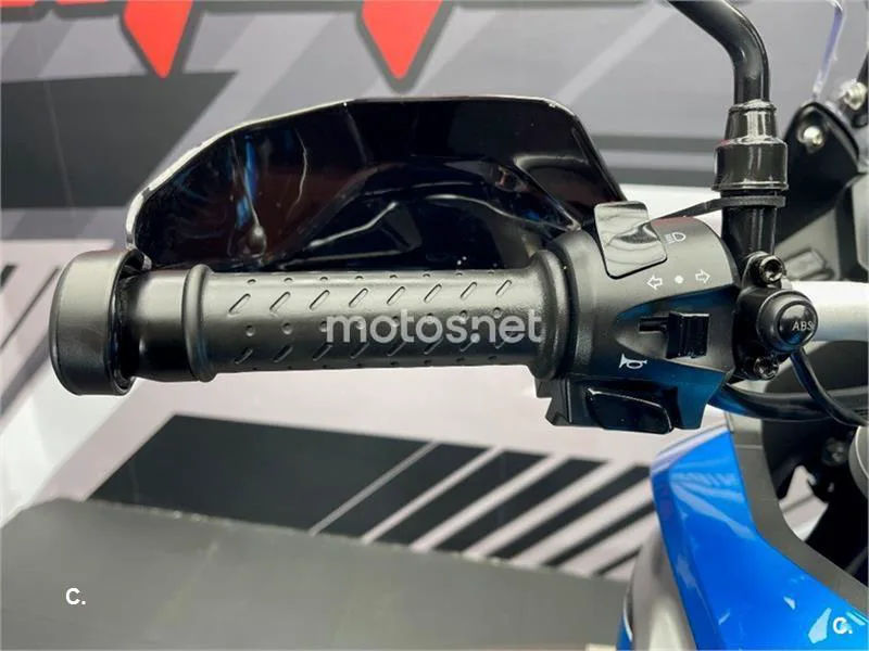 Voge 650 DSX – Vista 8