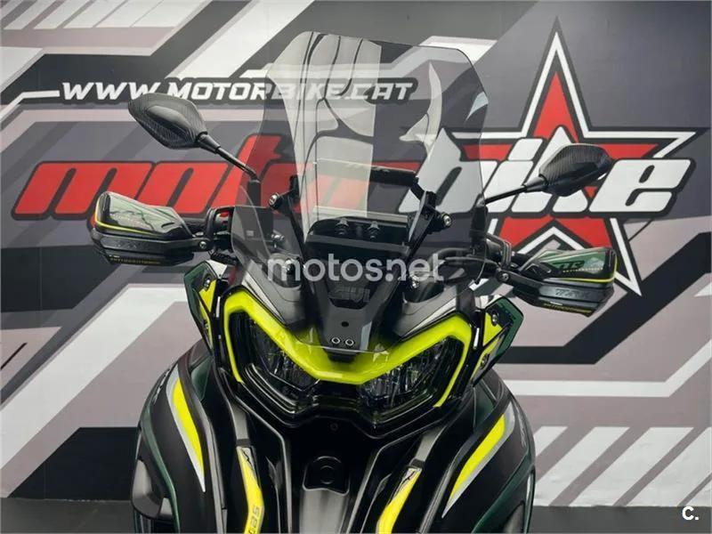 Benelli TRK 702 – Vista 18