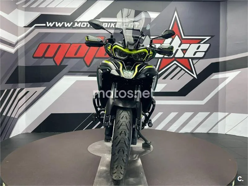 Benelli TRK 702 – Vista 3