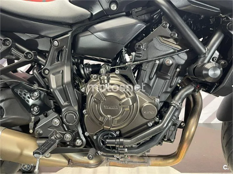 Yamaha MT-07 – Vista 11
