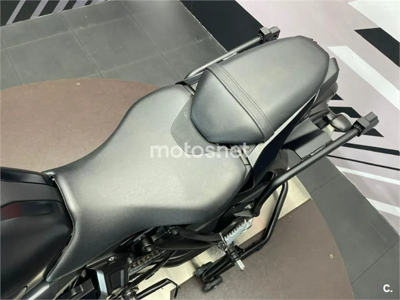 Yamaha MT-07 – Vista 14