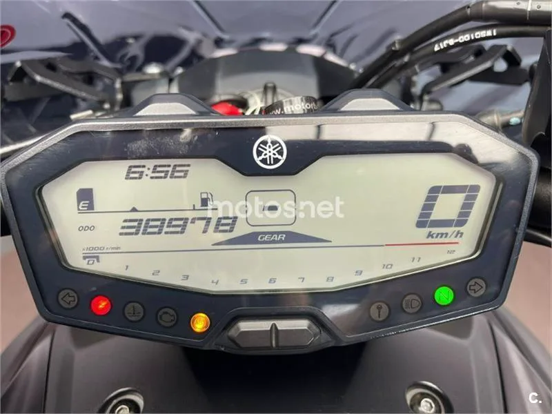 Yamaha MT-07 – Vista 6