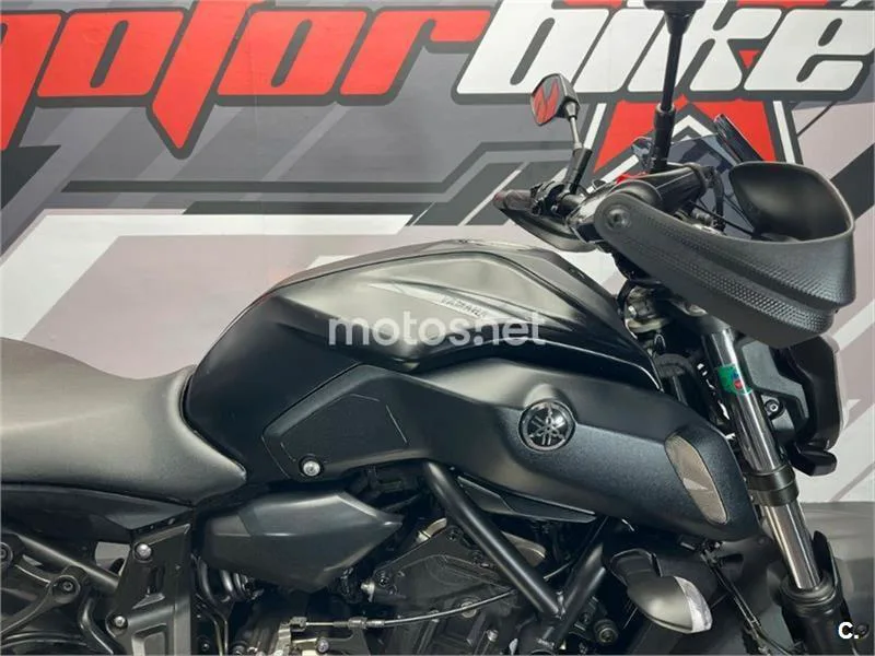 Yamaha MT-07 – Vista 10