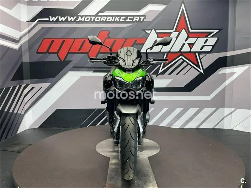 Kawasaki Z900 – Vista 3