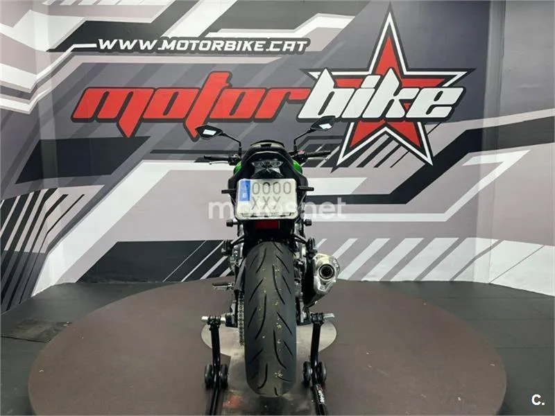 Kawasaki Z900 – Vista 4