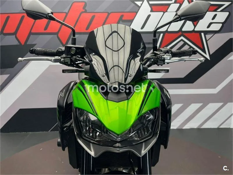 Kawasaki Z900 – Vista 9