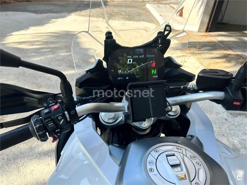 BMW F 900 XR – Vista 7