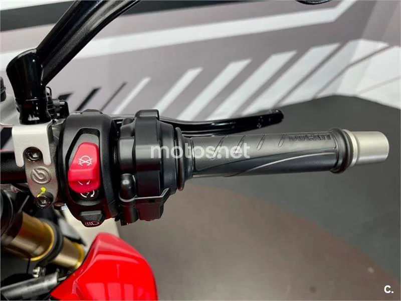 Ducati Streetfighter V2 – Vista 12