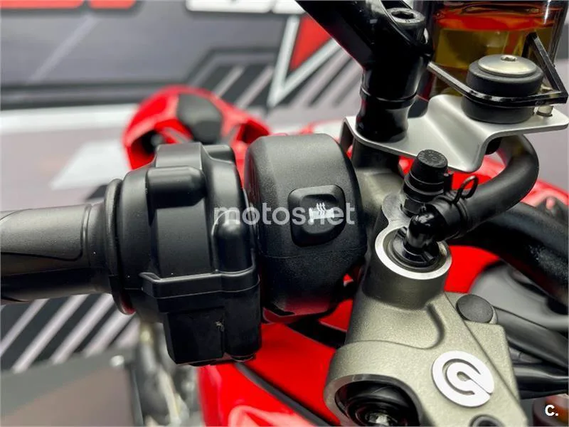 Ducati Streetfighter V2 – Vista 18