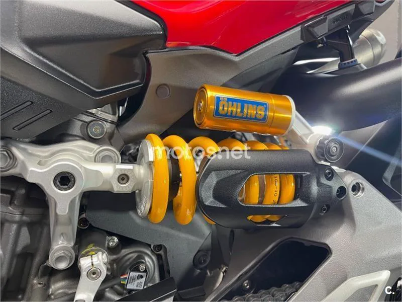 Ducati Streetfighter V2 – Vista 19