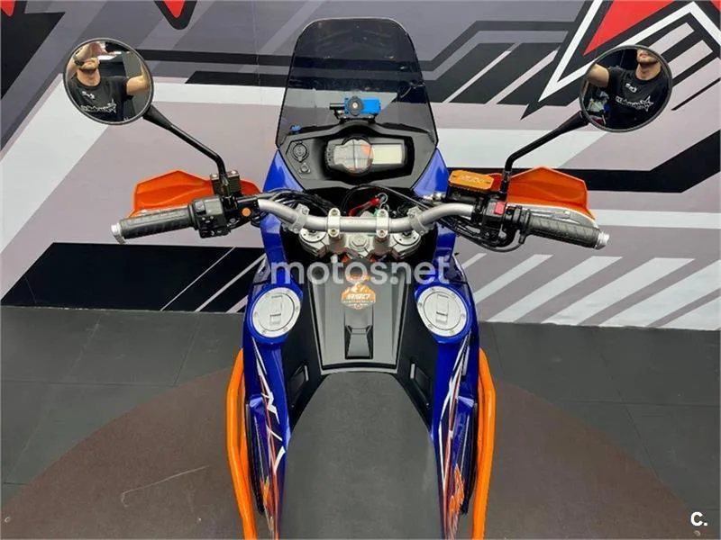 KTM 990 Adventure – Vista 7