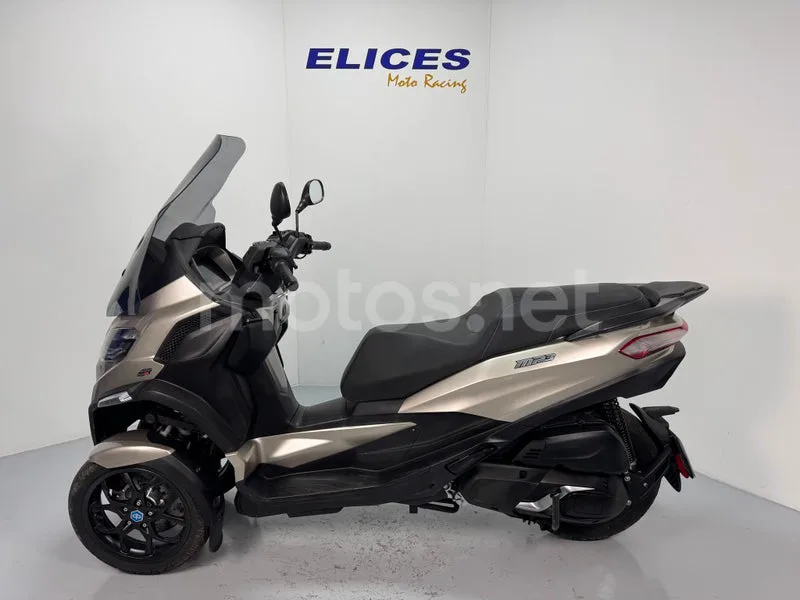 Piaggio MP3 - Vista 15