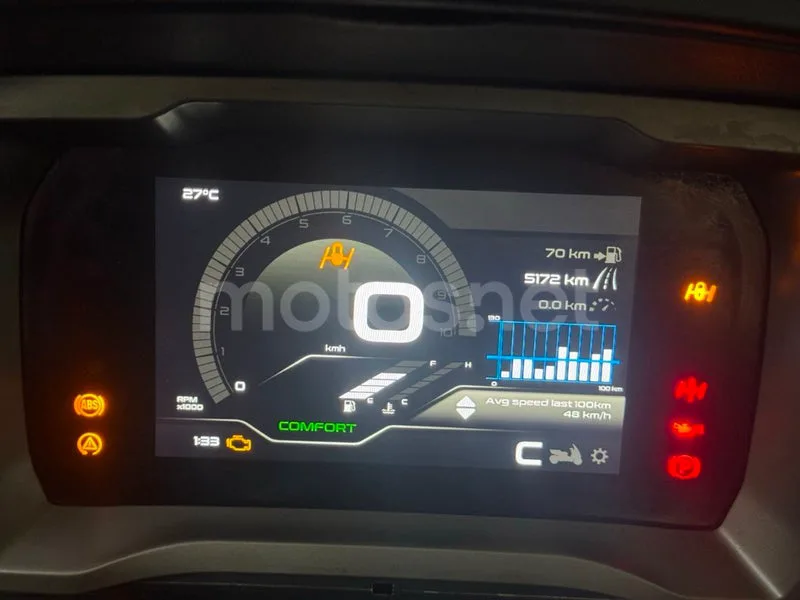 Piaggio MP3 - Vista 22