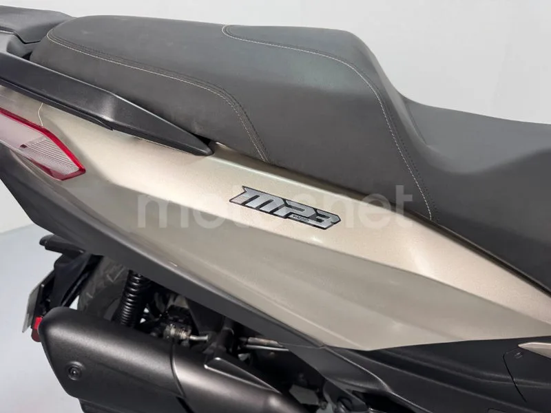Piaggio MP3 - Vista 8