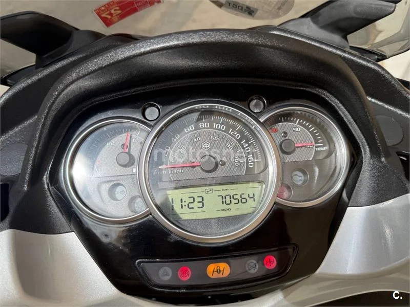 Piaggio MP3 Yourban 300 LT Sport – Vista 3