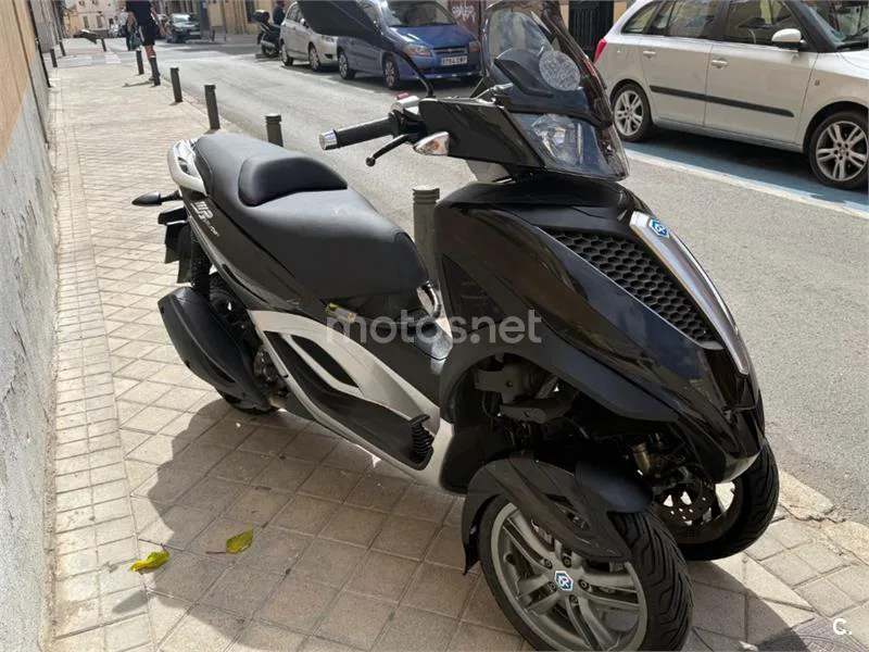 Piaggio MP3 Yourban 300 LT Sport – Vista 4
