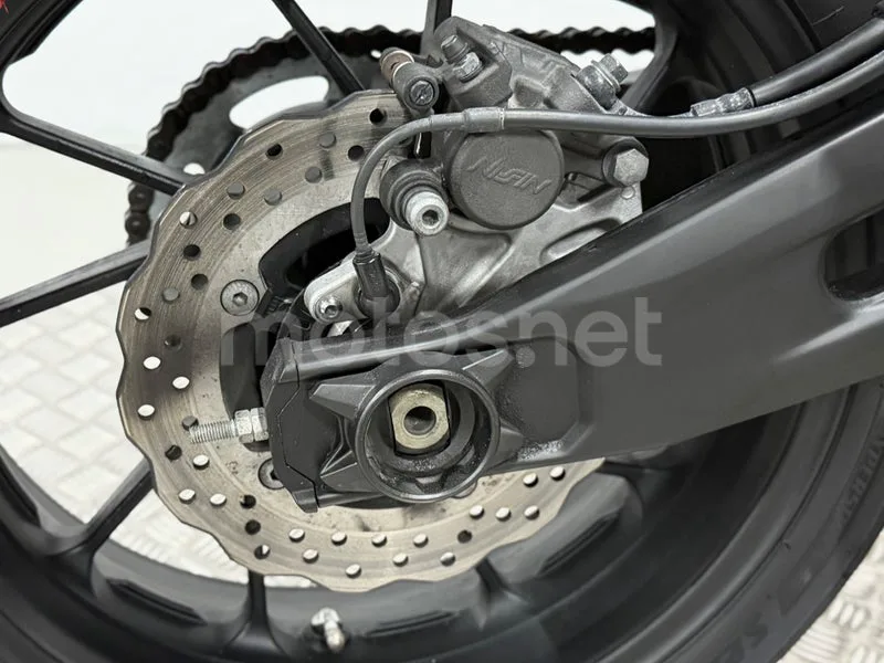 Yamaha XSR700 - Vista 11