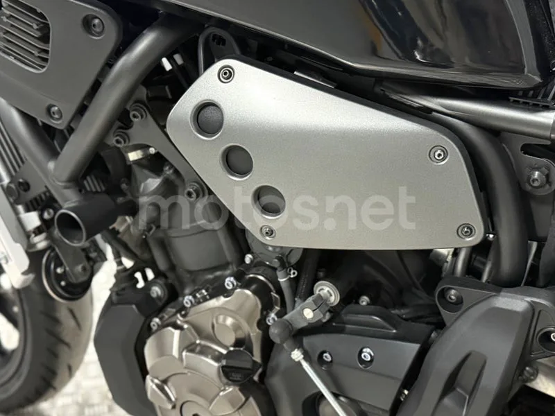 Yamaha XSR700 - Vista 16