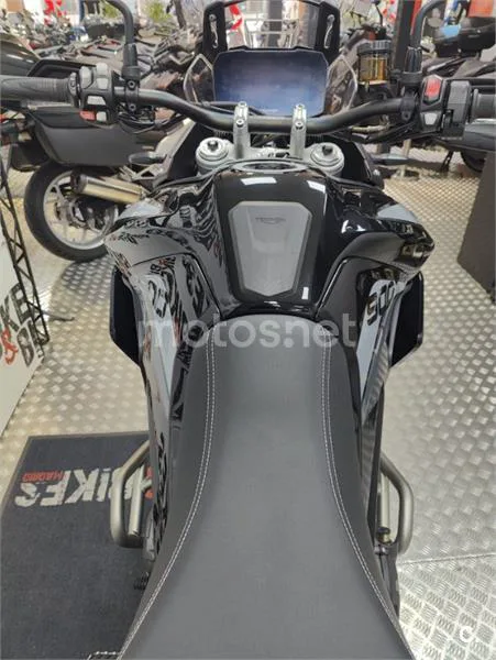 Triumph Tiger 900 – Vista 12