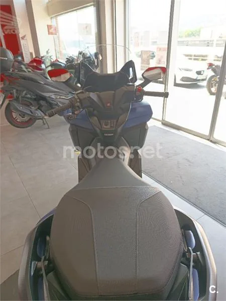 Honda Forza 350 – Vista 5